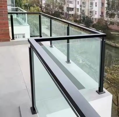 Merdiven Balustrası Cam S.S 304 316 Alüminyum Post Balkon Cam Çit Balustrası Sütun Sütunu